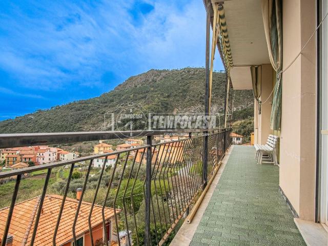 Appartamento in vendita di 115 m² in Via delle Fragole