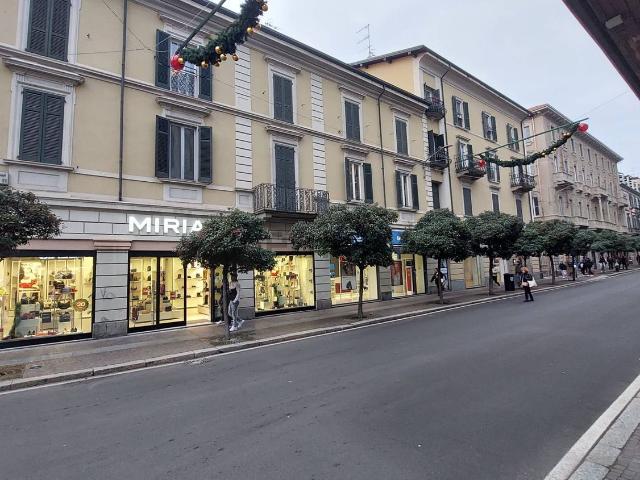 Appartamento in vendita di 115 m² in Via Emilio Morosini, 3
