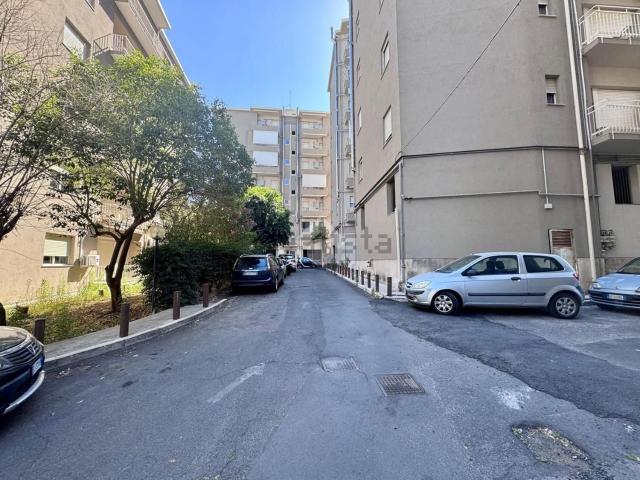 Appartamento in vendita di 115 m² in Via Eleonora D&apos Angiò