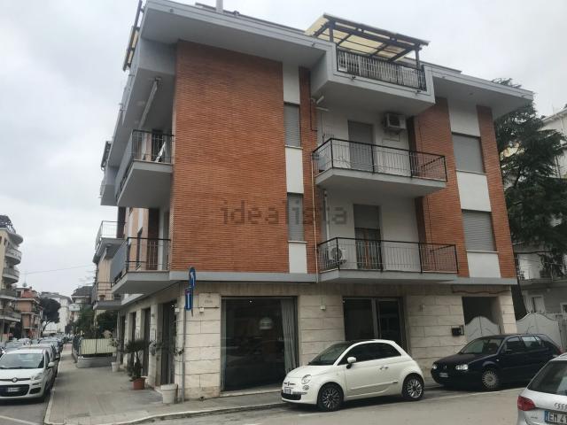 Appartamento in vendita di 115 m² in Via Etruria, 3