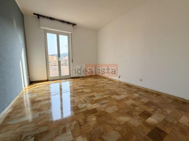 Appartamento in vendita di 115 m² in Via F. Viziano
