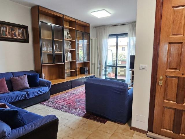 Appartamento in vendita di 115 m² in Via Francesco Petrarca