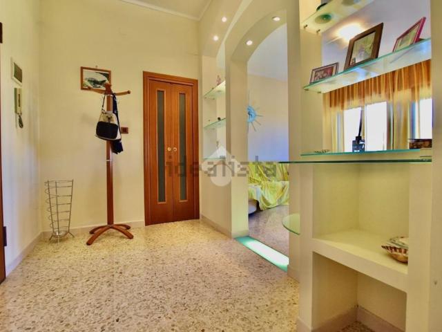 Appartamento in vendita di 115 m² in Via Francesco Robotti, 1