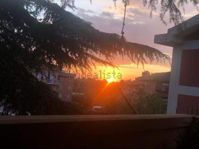 Appartamento in vendita di 115 m² in Via Francesco Vitalini, 71