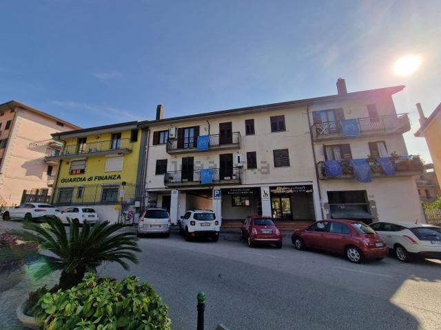 Appartamento in vendita di 115 m² in Via Fratta