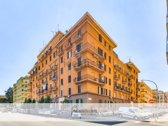 Appartamento in vendita di 115 m² in Via Imera, 8
