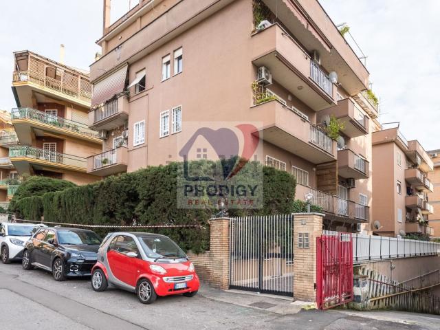 Appartamento in vendita di 115 m² in Via Isidoro del Lungo, 22