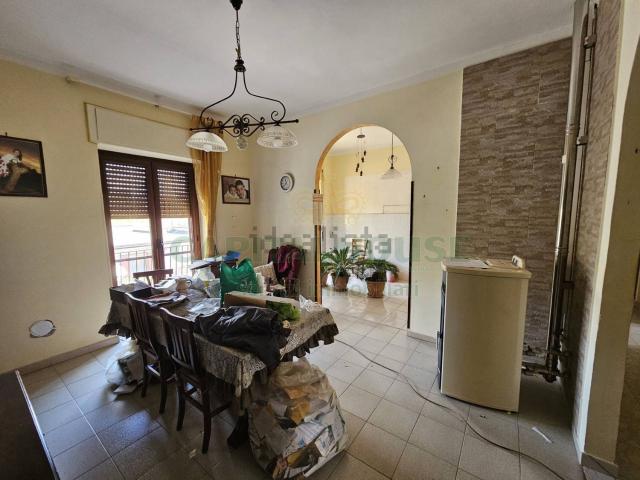 Appartamento in vendita di 115 m² in Via IV Giornate di Napoli