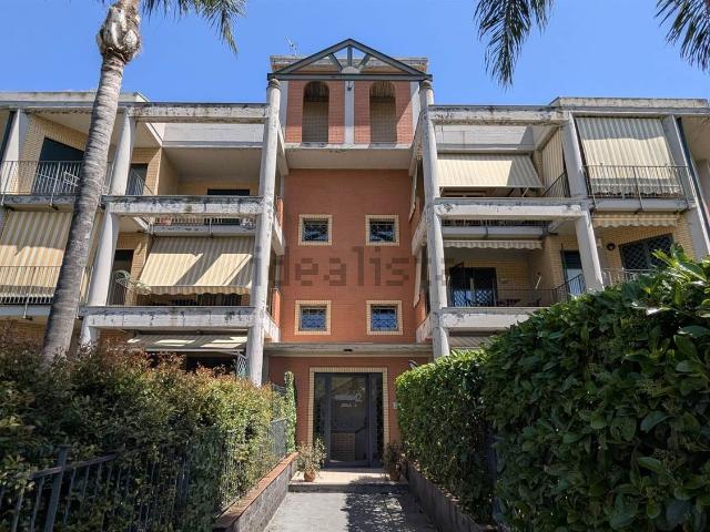 Appartamento in vendita di 115 m² in Via Oliva San Mauro
