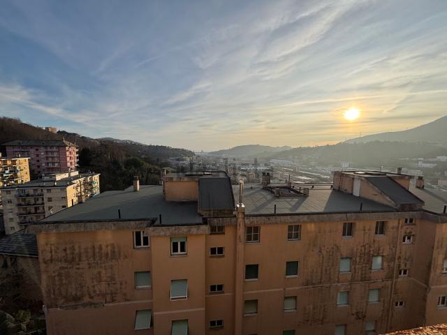 Appartamento in vendita di 115 m² in Via Ortigara, 25