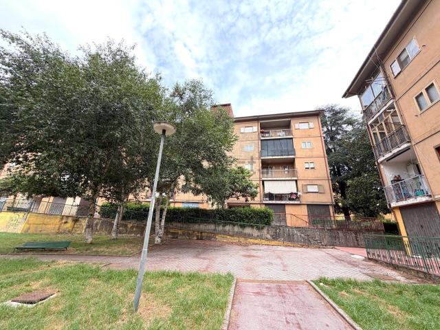 Appartamento in vendita di 115 m² in Via Oscar D&apos Agostino, 9