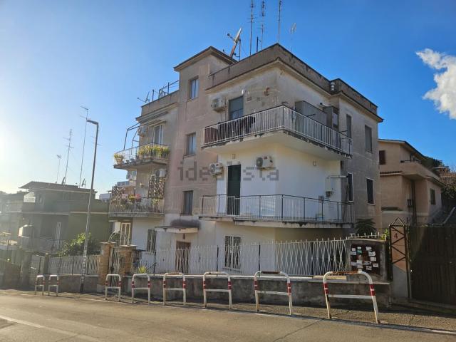 Appartamento in vendita di 115 m² in Via Lorenzo Ellero, 8