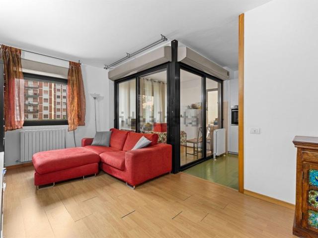 Appartamento in vendita di 115 m² in Via Lario, 10