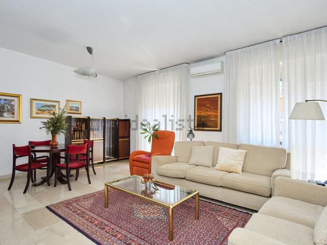 Appartamento in vendita di 115 m² in Via Leone Tolstoi, 14
