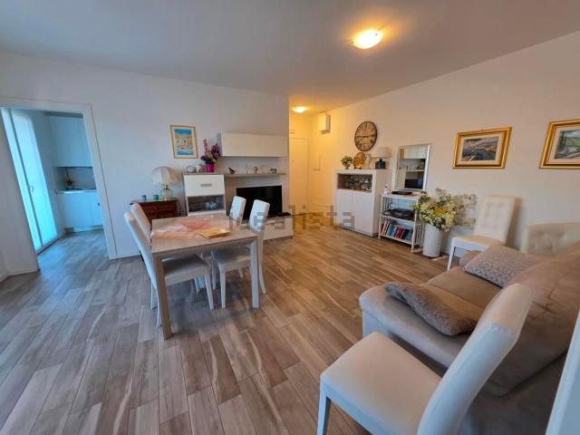 Appartamento in vendita di 115 m² in Via Luigi Bertelli, 4