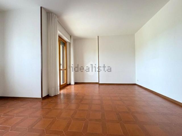 Appartamento in vendita di 115 m² in Via Luigi Einaudi, 11