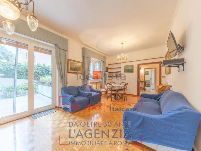 Appartamento in vendita di 115 m² in Via Molveno, 53