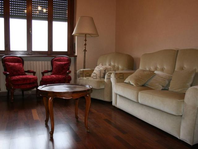 Appartamento in vendita di 115 m² in Via Monte Nero, 18