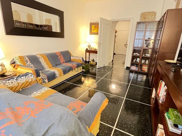 Appartamento in vendita di 115 m² in Via Montello, 19