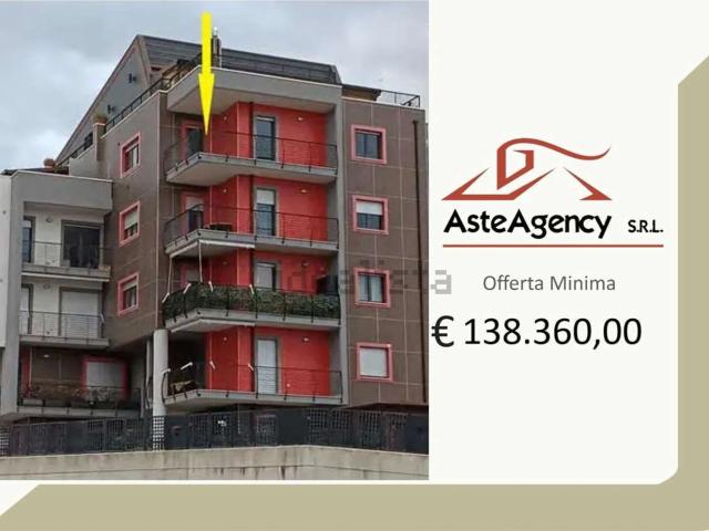 Appartamento in vendita di 115 m² in Via Madonna delle Grazie, 54