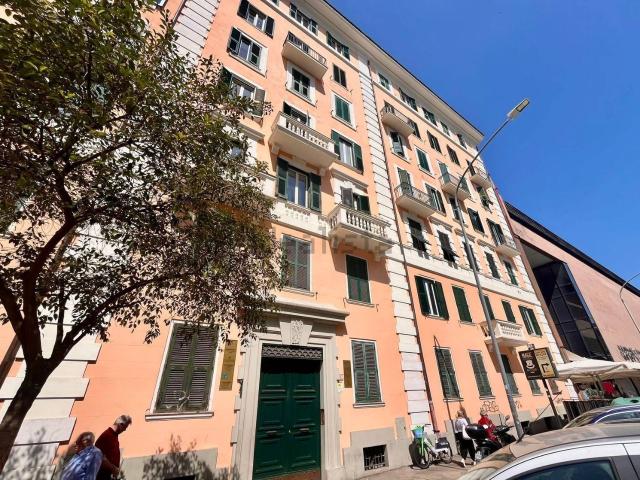 Appartamento in vendita di 115 m² in Via Magnagrecia, 30