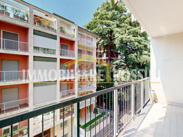 Appartamento in vendita di 115 m² in Via Maria Virginia Staurenghi, 32