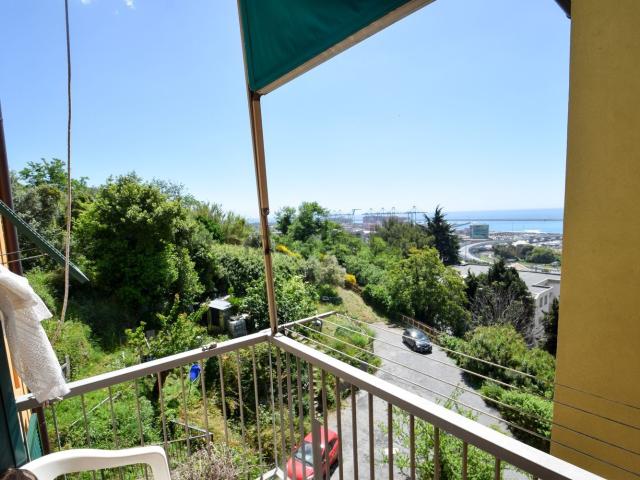 Appartamento in vendita di 115 m² in Via Martiri del Turchino, 49