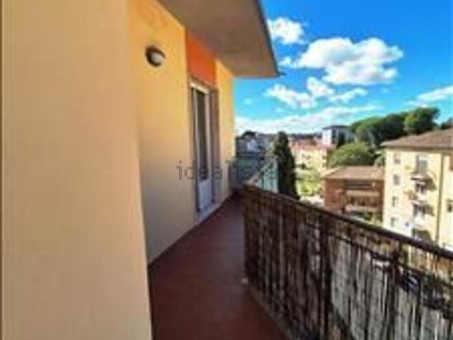 Appartamento in vendita di 115 m² in Via Martiri di Scalvaia, 53100