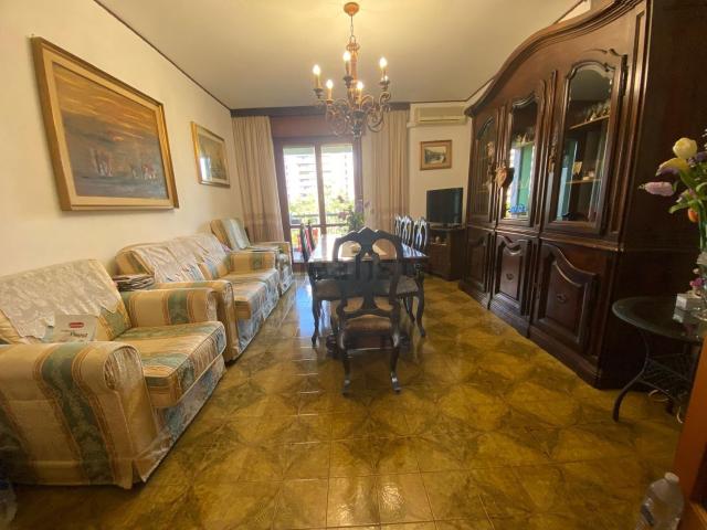 Appartamento in vendita di 115 m² in Via Marzabotto