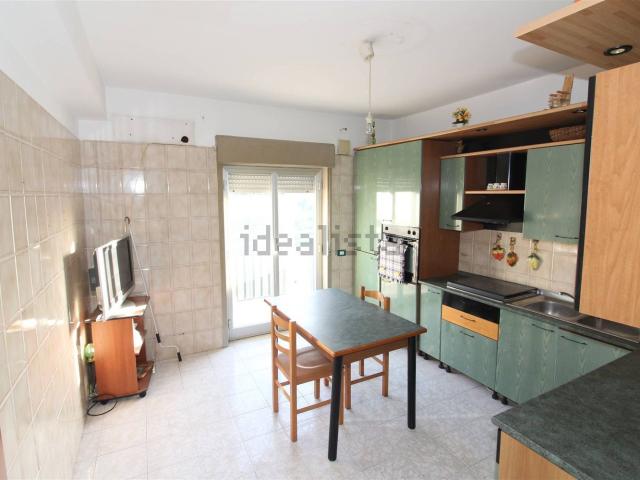 Appartamento in vendita di 115 m² in Via Messina