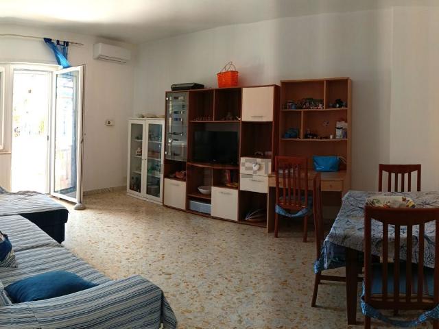 Appartamento in vendita di 115 m² in Via Michele Roma