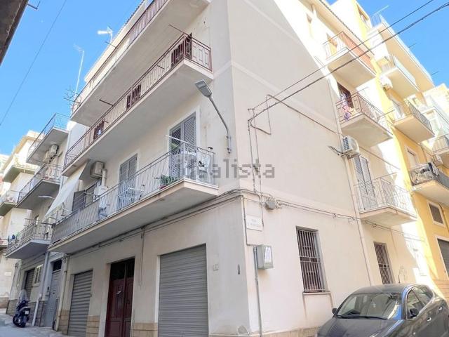 Appartamento in vendita di 115 m² in Via N. P. D&apos Agostino, 32