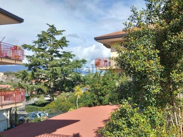 Appartamento in vendita di 115 m² in Via S.S. Crocifisso, 11