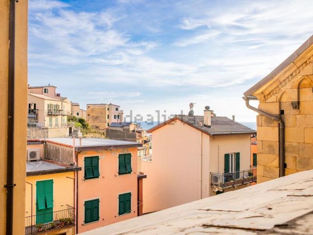Appartamento in vendita di 115 m² in Via sal.chiesa