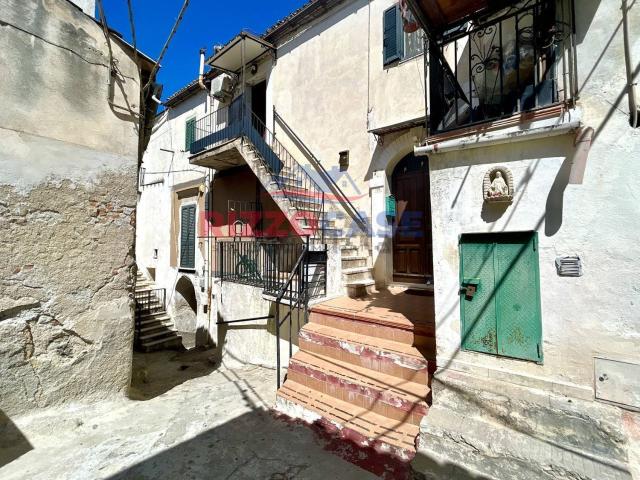Appartamento in vendita di 115 m² in Via San Michele