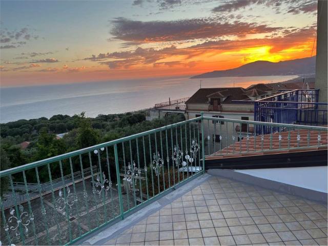 Appartamento in vendita di 115 m² in Via Sant&apos Antonio, 7