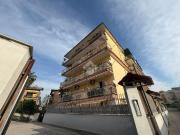 Appartamento in vendita di 115 m² in Via Santi Pietro e Paolo, 15