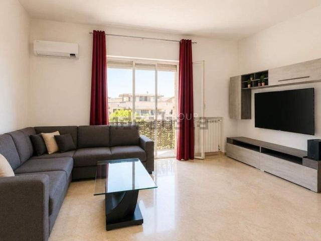Appartamento in vendita di 115 m² in Via Sicilia, 9