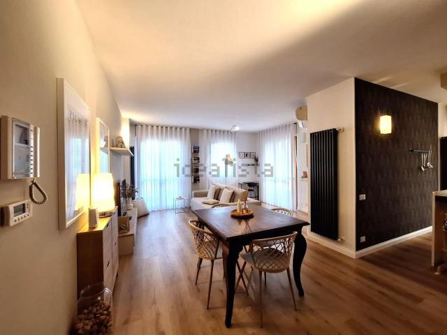 Appartamento in vendita di 115 m² in Via Silvio Pellico, 41