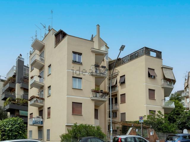Appartamento in vendita di 115 m² in Via Stresa, 112