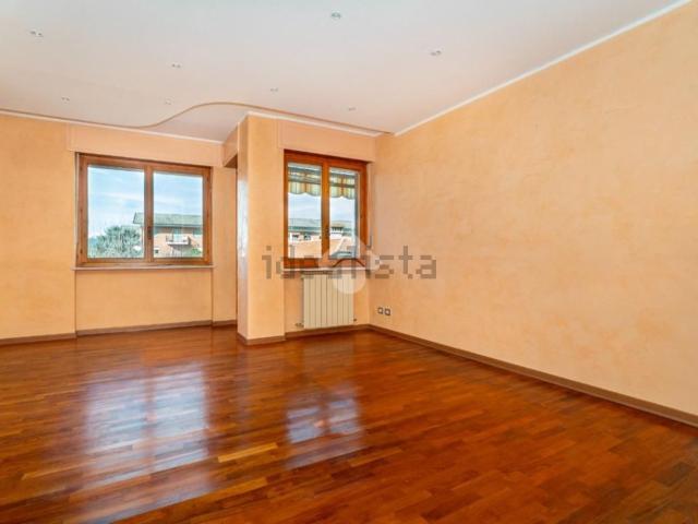Appartamento in vendita di 115 m² in Via Suor Vincenza Benefattrice, 24