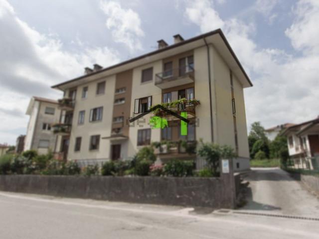 Appartamento in vendita di 115 m² in Via P. Zorutti, 5