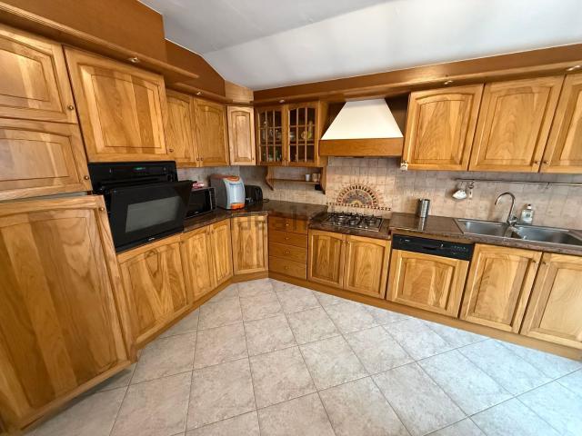 Appartamento in vendita di 115 m² in Via Porta Milanese, 23