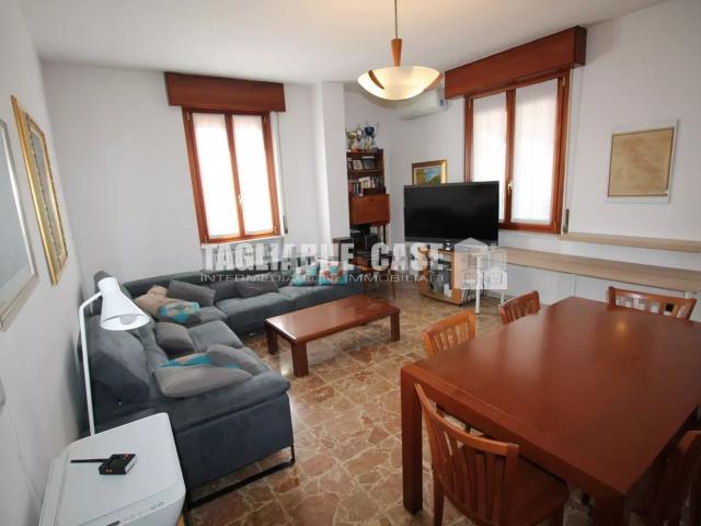 Appartamento in vendita di 115 m² in Via Patellani, 5