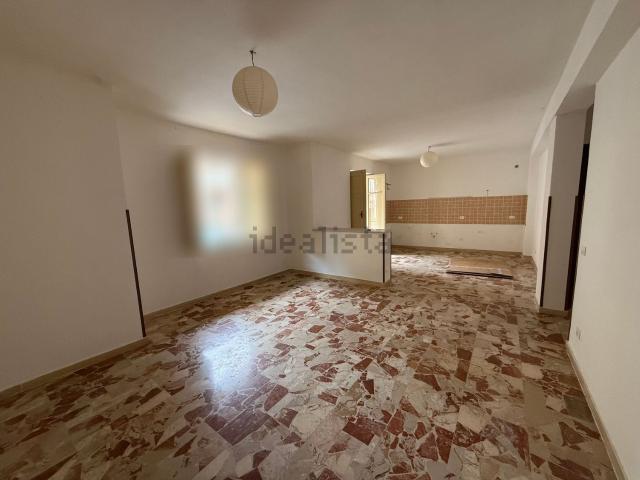Appartamento in vendita di 115 m² in Via Pezzillo