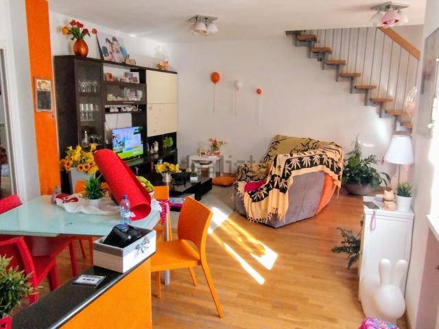 Appartamento in vendita di 115 m² in Via Pescinati
