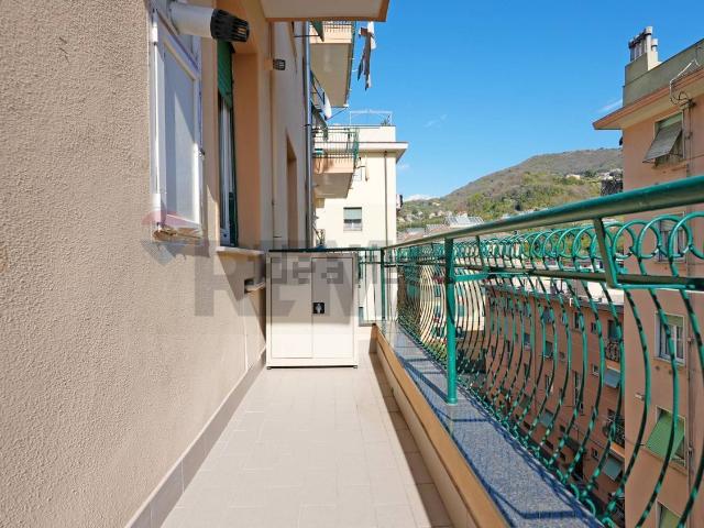Appartamento in vendita di 115 m² in Via Pierino Negrotto Cambiaso, 4