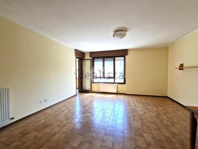 Appartamento in vendita di 115 m² in Via Pietro Nenni, 14