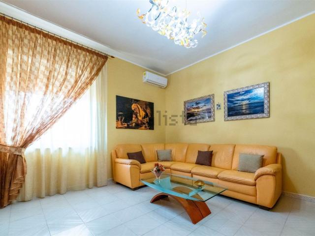 Appartamento in vendita di 115 m² in Via Pietro Novelli
