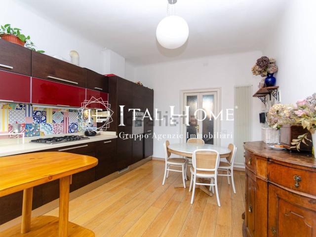 Appartamento in vendita di 115 m² in Via Pietro Borsieri